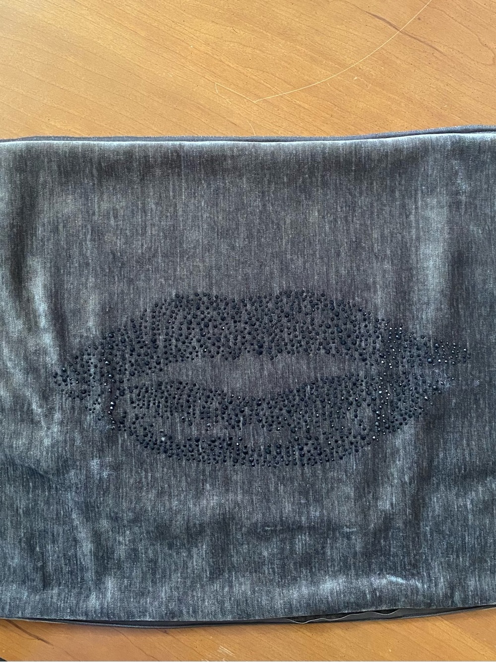 Velvet pillow cover with Studded Lip Design